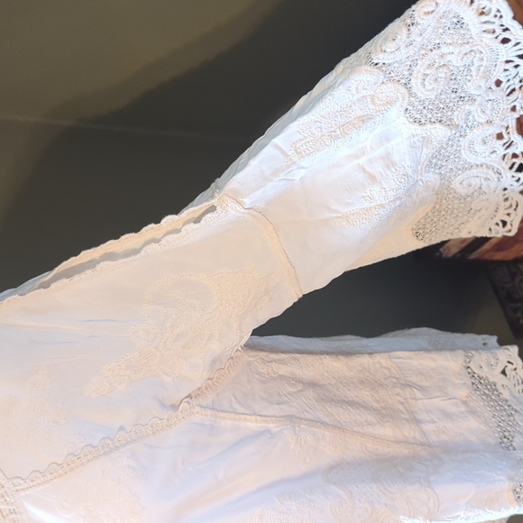 Democracy top NWOT - Picture 4 of 7